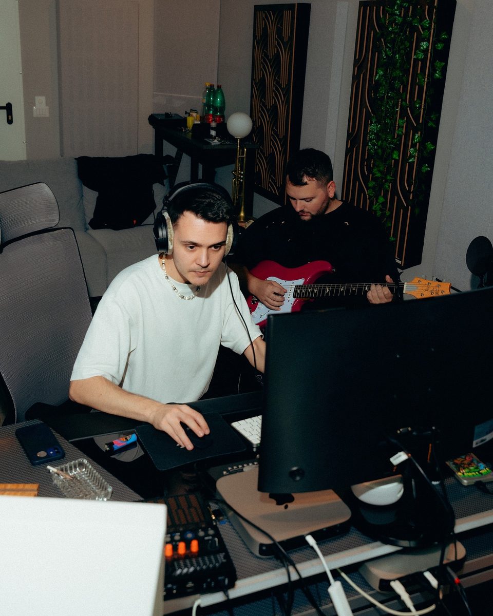 DAV e VVENICE al lavoro in studio